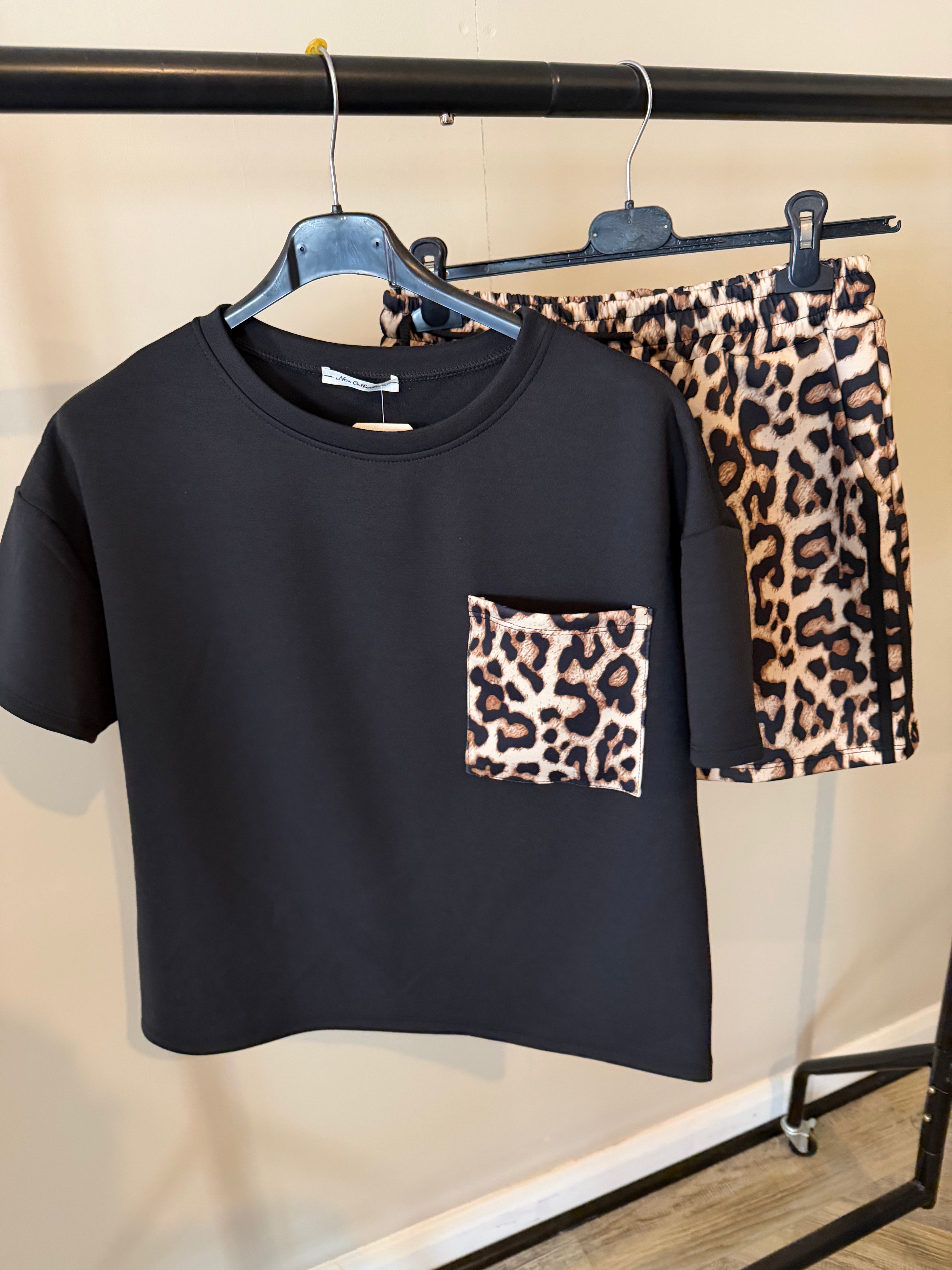 Leopard Short Set